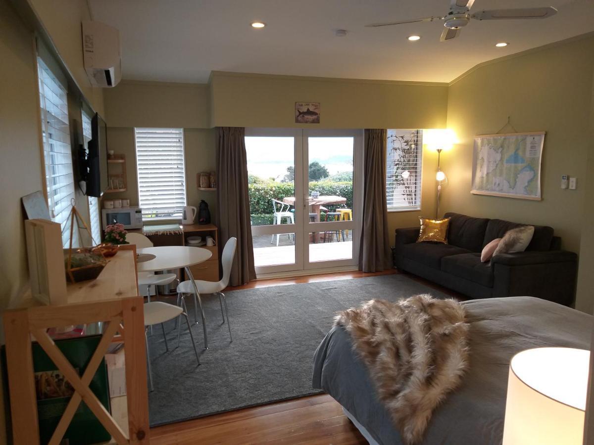 Bed and Breakfast Charlies@Hilltop Deluxe Retreat Tauposee Exterior foto